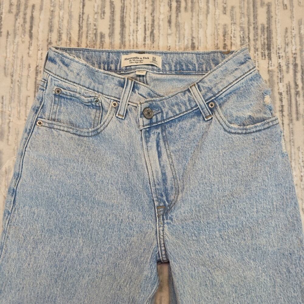 Abercrombie & Fitch Womens Sz 24/00 xs The 90s Straight Ultra High Rise Jeans - Picture 2 of 10